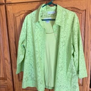 SAG HARBOR Green Floral Blouse and Tank Set